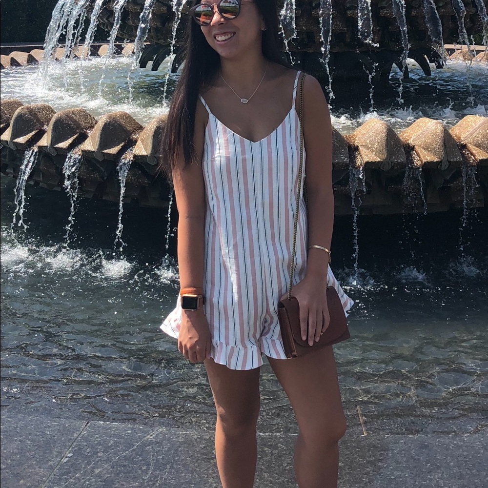 EUC PRINCESS POLLY STRIPED ROMPER
